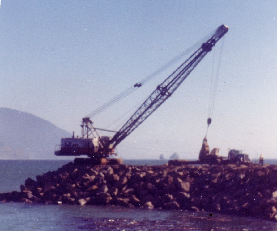 Maritime - Dock - Jetty construction 1968-1