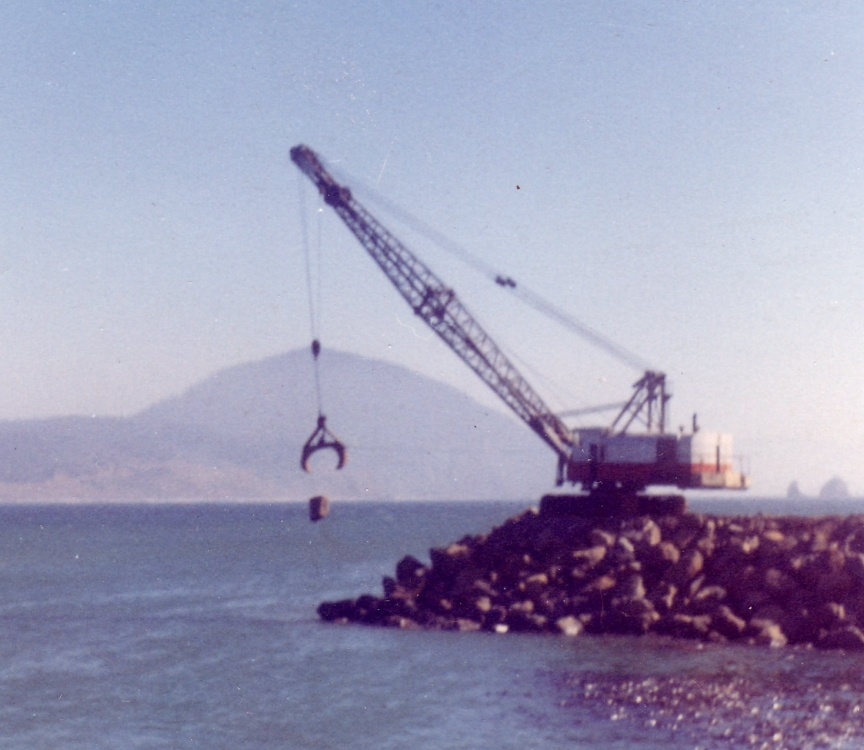 Maritime - Dock - Jetty construction 1968