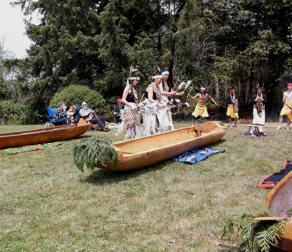 Naming ceremony of Cow Creek’s new canoe, “Nahankuatana”, at Tseriadun Honor Ceremony.