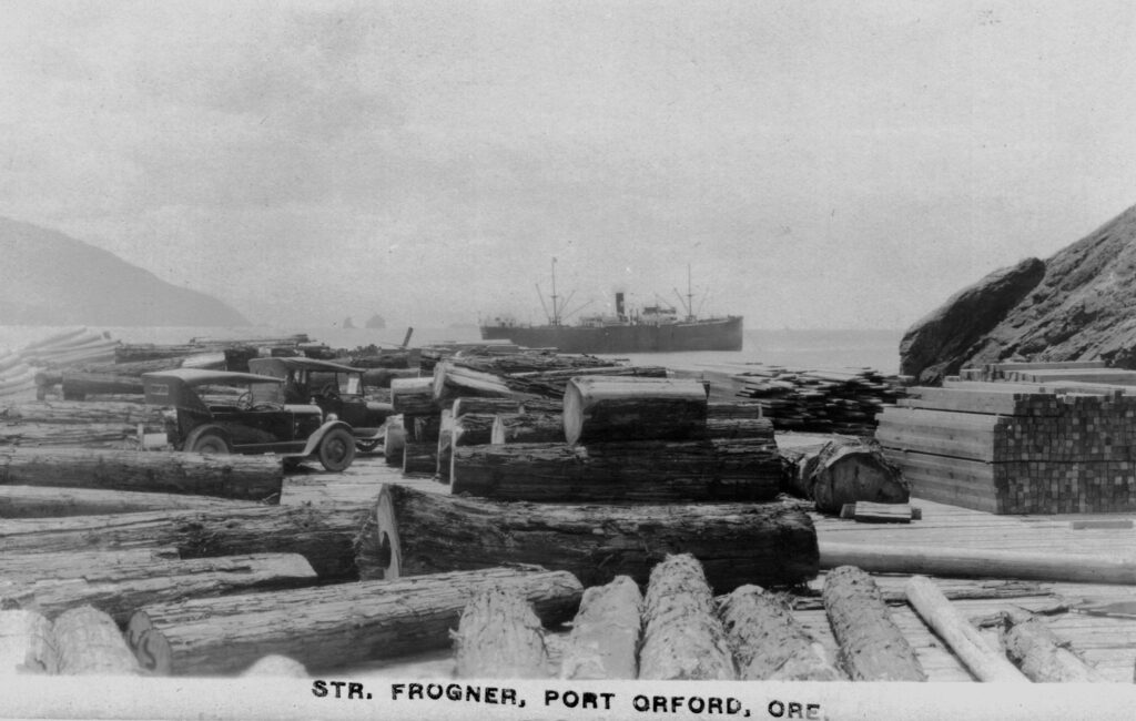 ﻿SS Frogner in Port Orford Harbor ca.1925